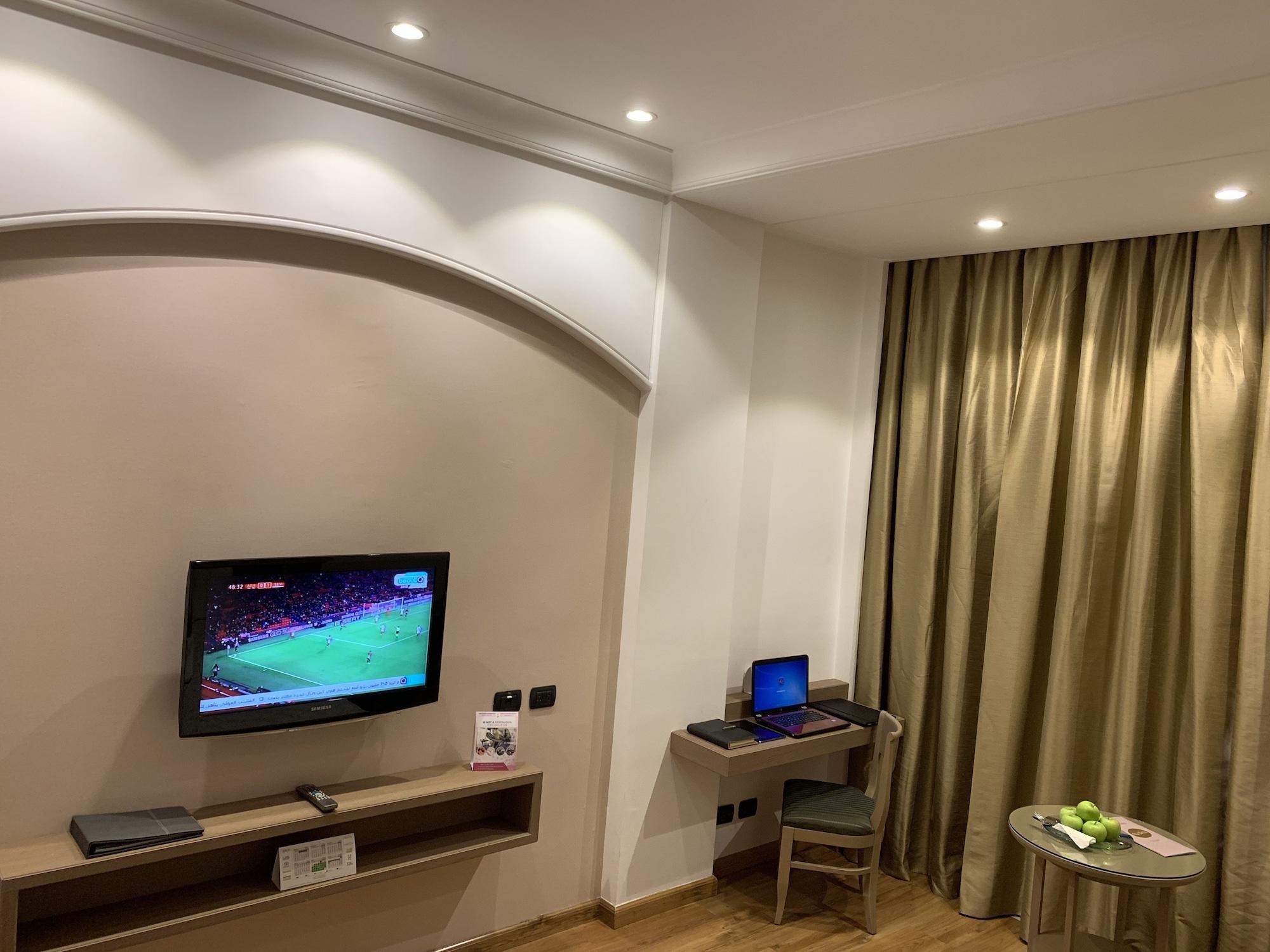Carlton Al Moaibed Hotel Dammam Luaran gambar A room at the hotel