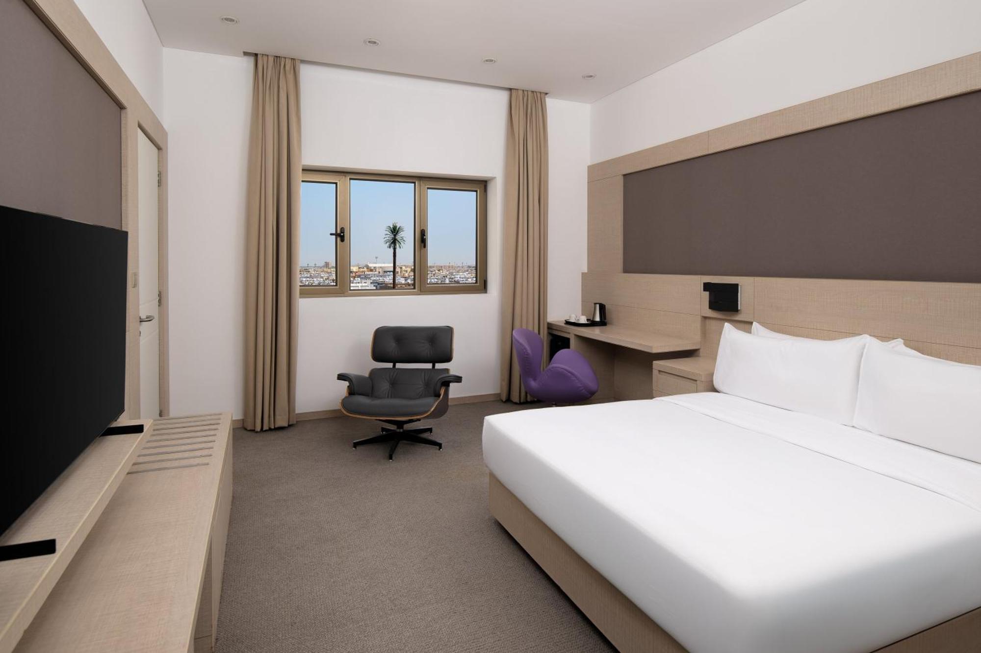 Carlton Al Moaibed Hotel Dammam Luaran gambar A room at the hotel