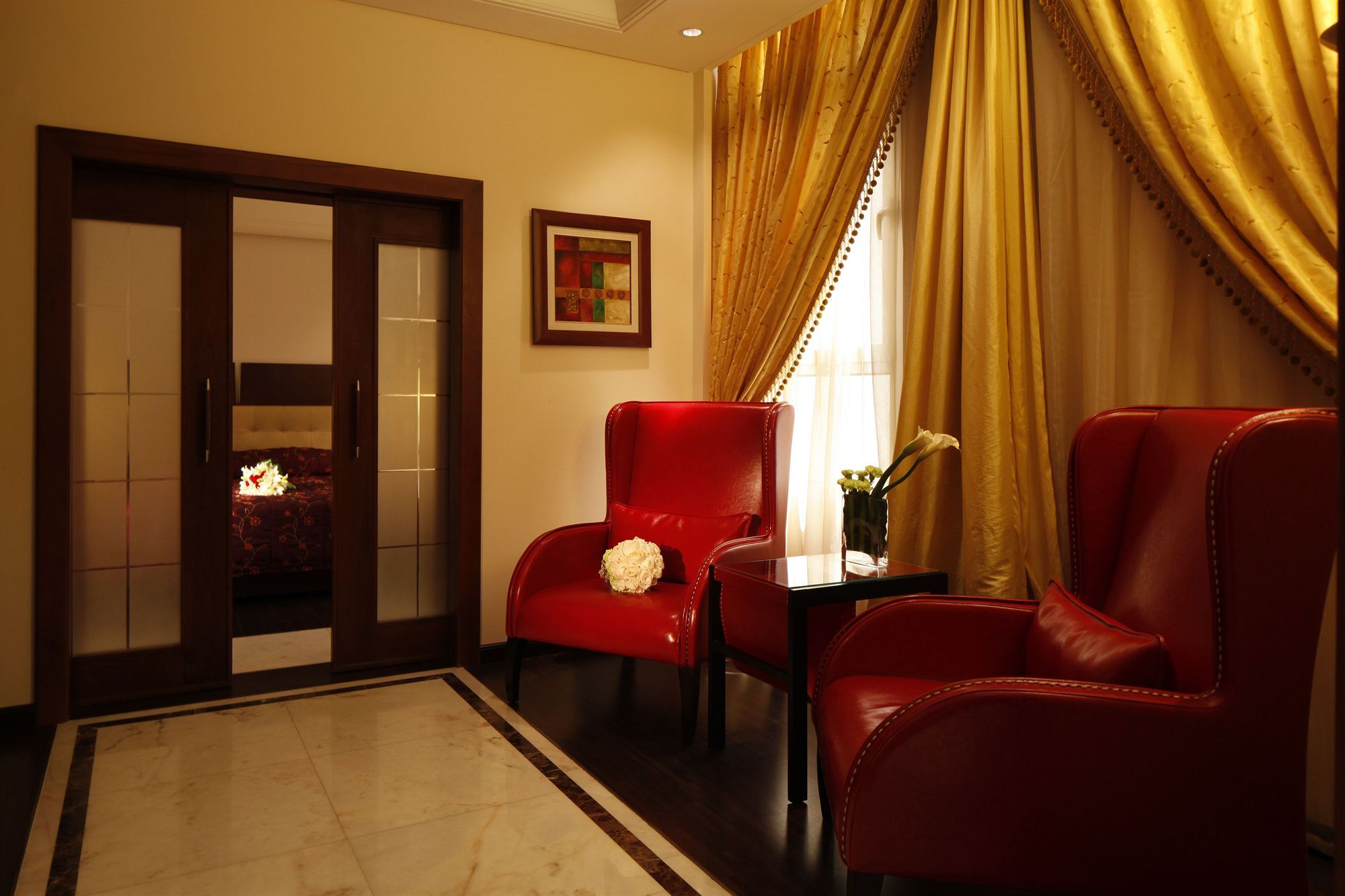 Carlton Al Moaibed Hotel Dammam Luaran gambar A suite at the hotel